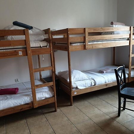 Kolysanka Private Rooms In Old Town Poznan Exterior photo