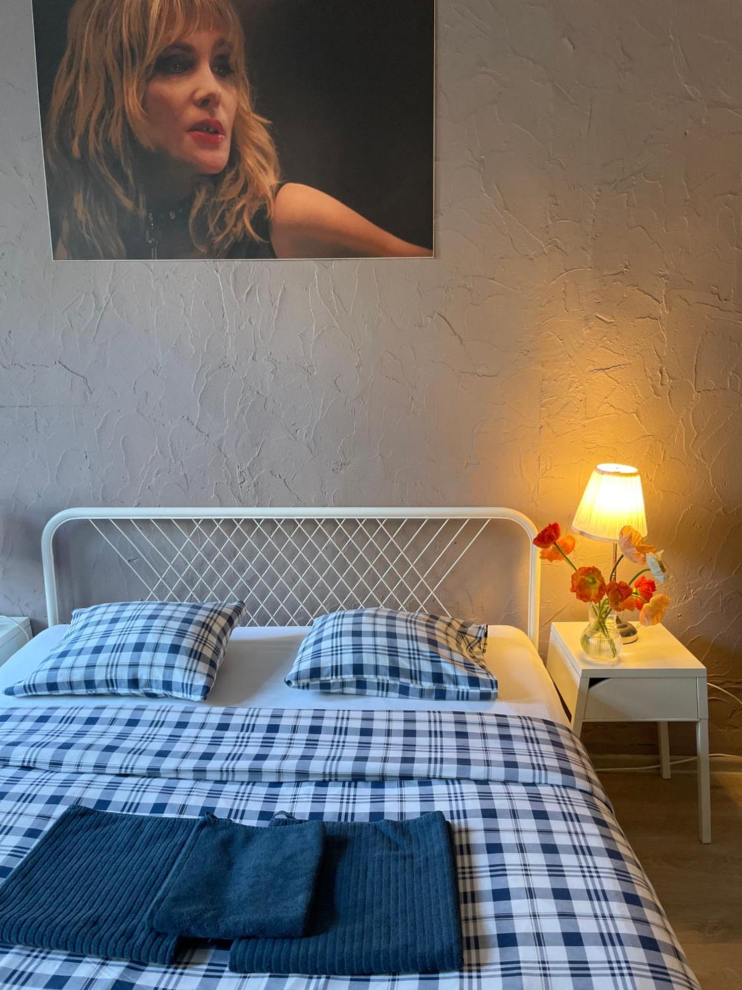 Kolysanka Private Rooms In Old Town Poznan Exterior photo